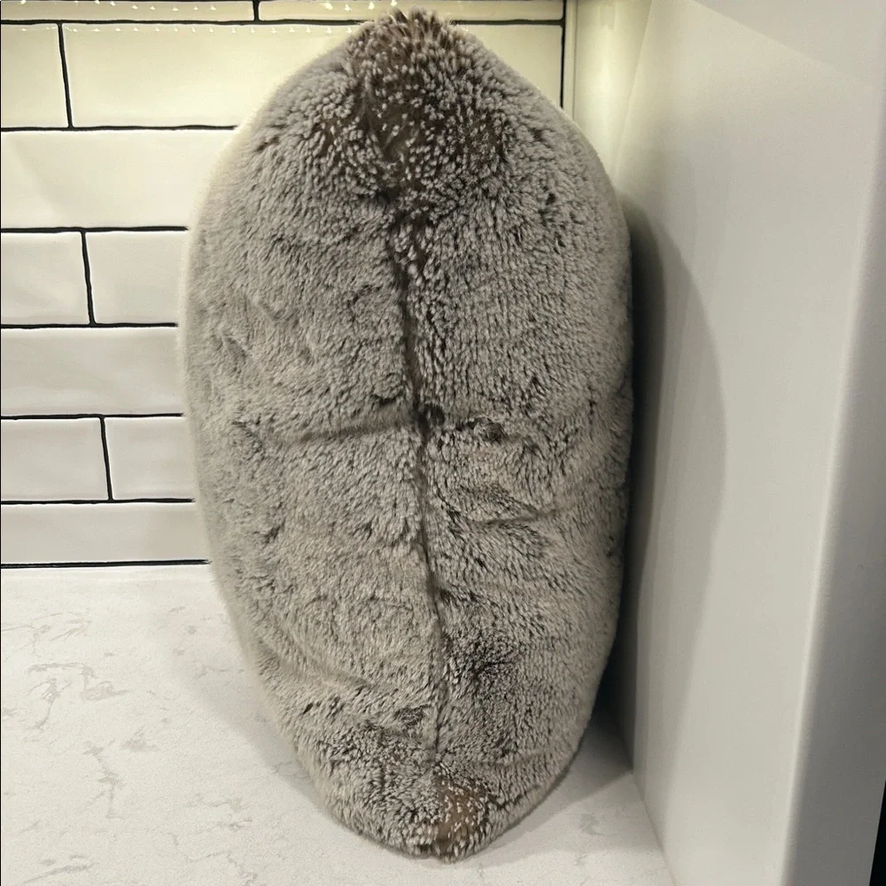 Magaschoni home faux